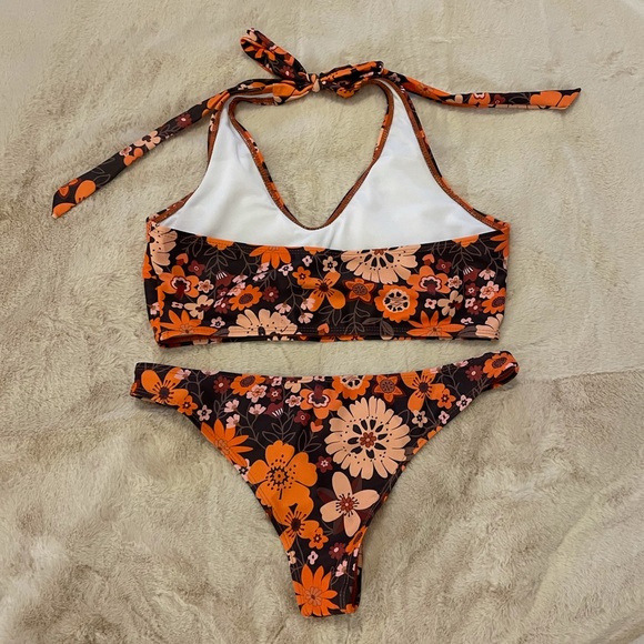 Halter Bikini - Picture 2 of 3